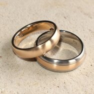 Handcrafted wedding rings in 18k rose gold and white gold
