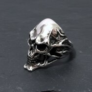 Handcrafted 925 sterling silver skull ring with oxidized details and gothic design