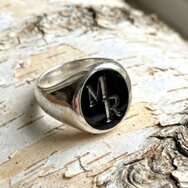 Handcrafted 925 sterling silver signet ring with black agate and engraved MR monogram